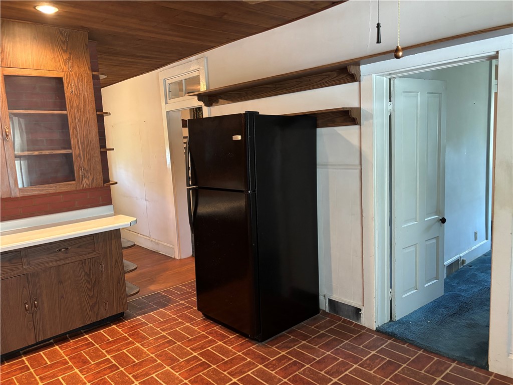 805 Madison Avenue Property Photo 7