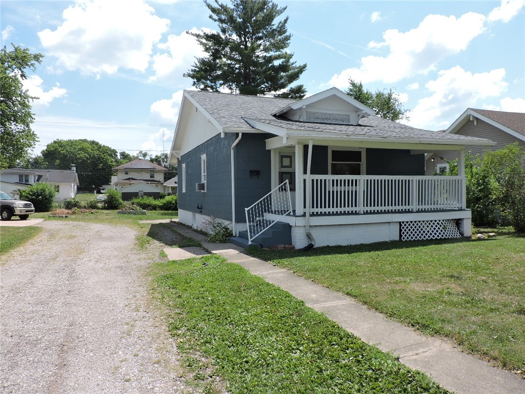 1511 Oak Street Property Photo 1