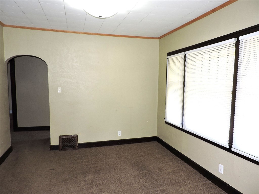 1511 Oak Street Property Photo 3