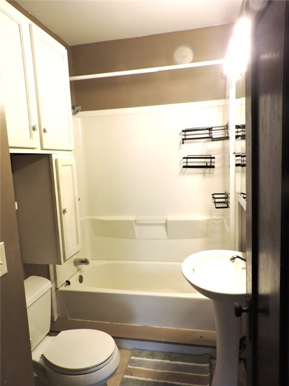 1511 Oak Street Property Photo 5