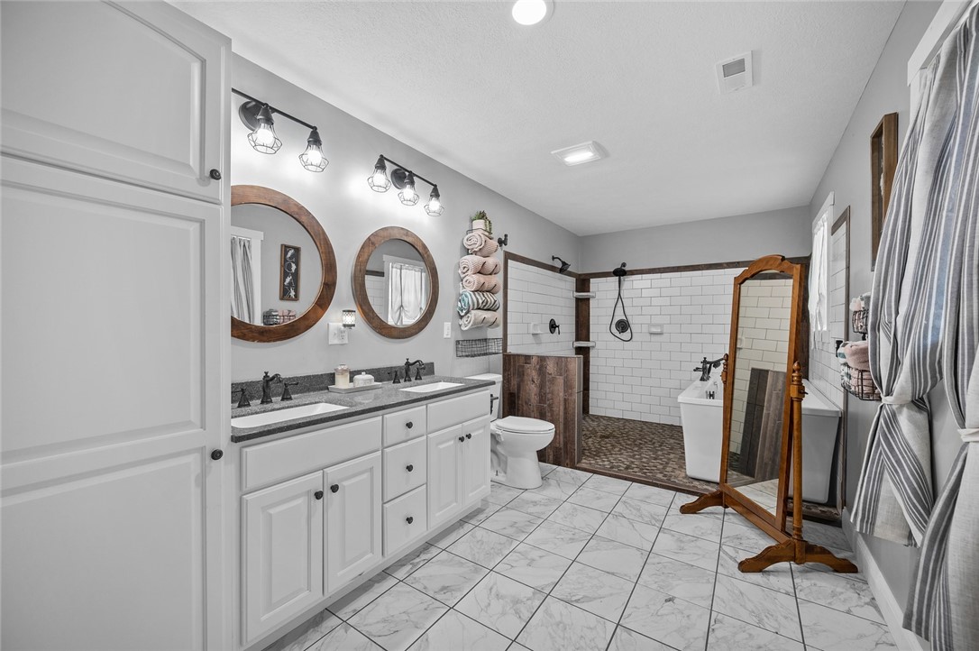 25760 E 1750th Road Property Photo 15