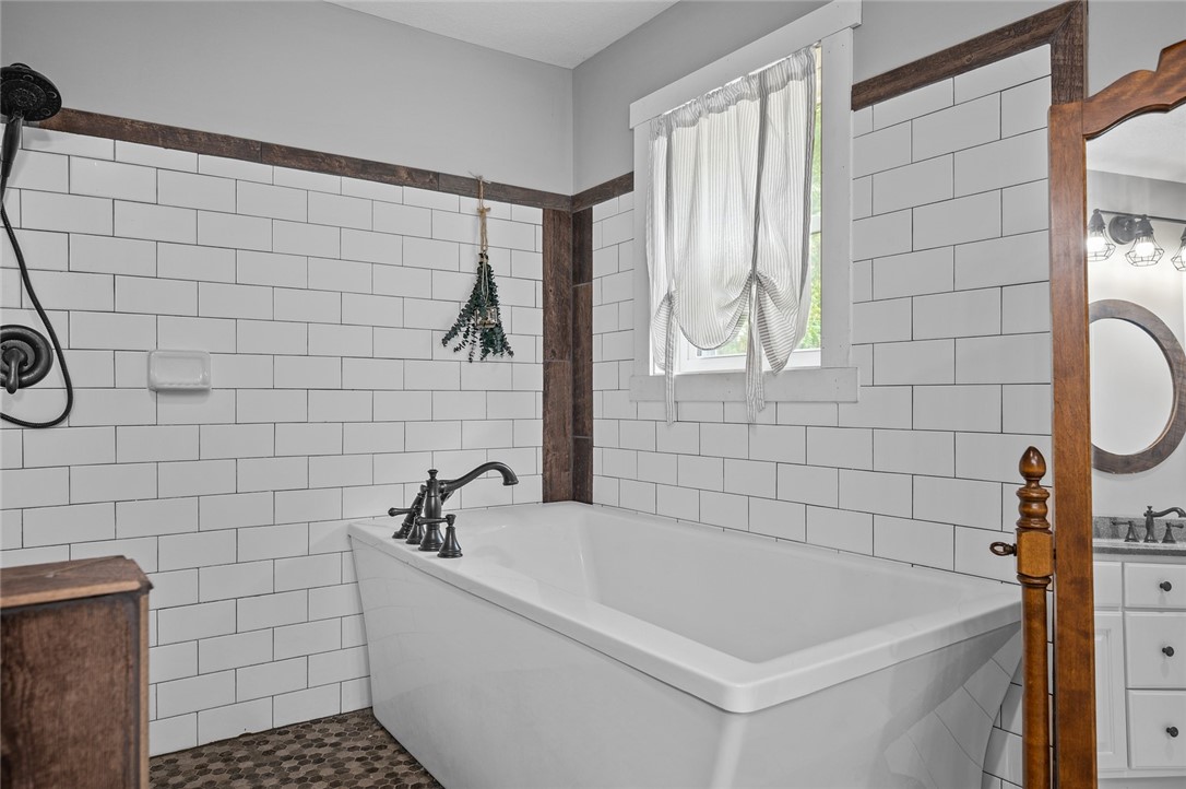 25760 E 1750th Road Property Photo 18