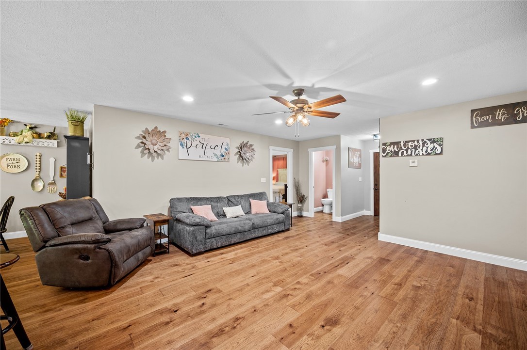 25760 E 1750th Road Property Photo 22