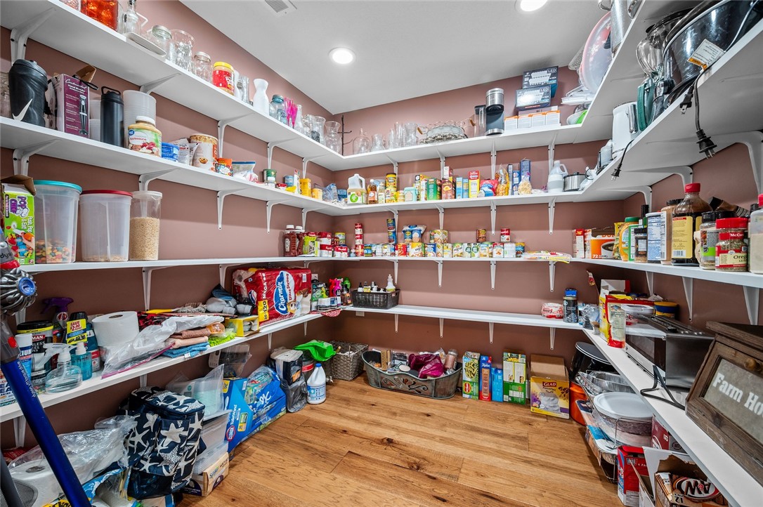 25760 E 1750th Road Property Photo 27