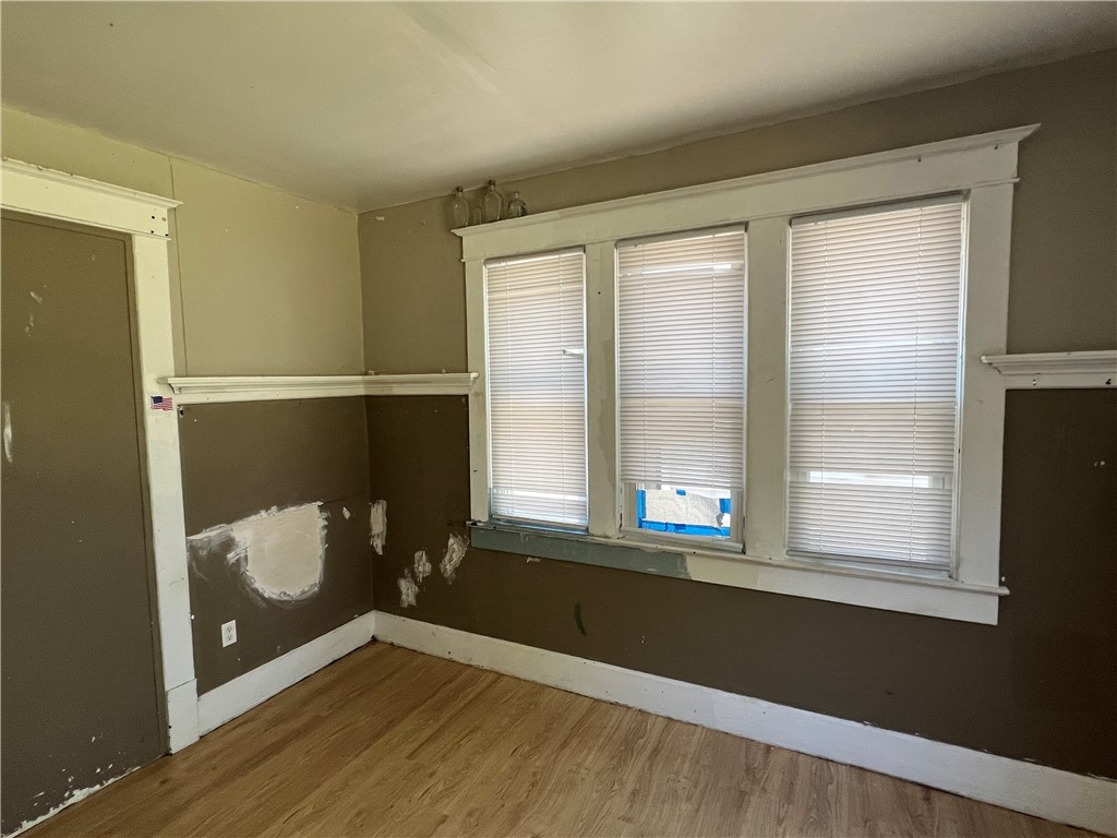 1020 W Main Street Property Photo 4