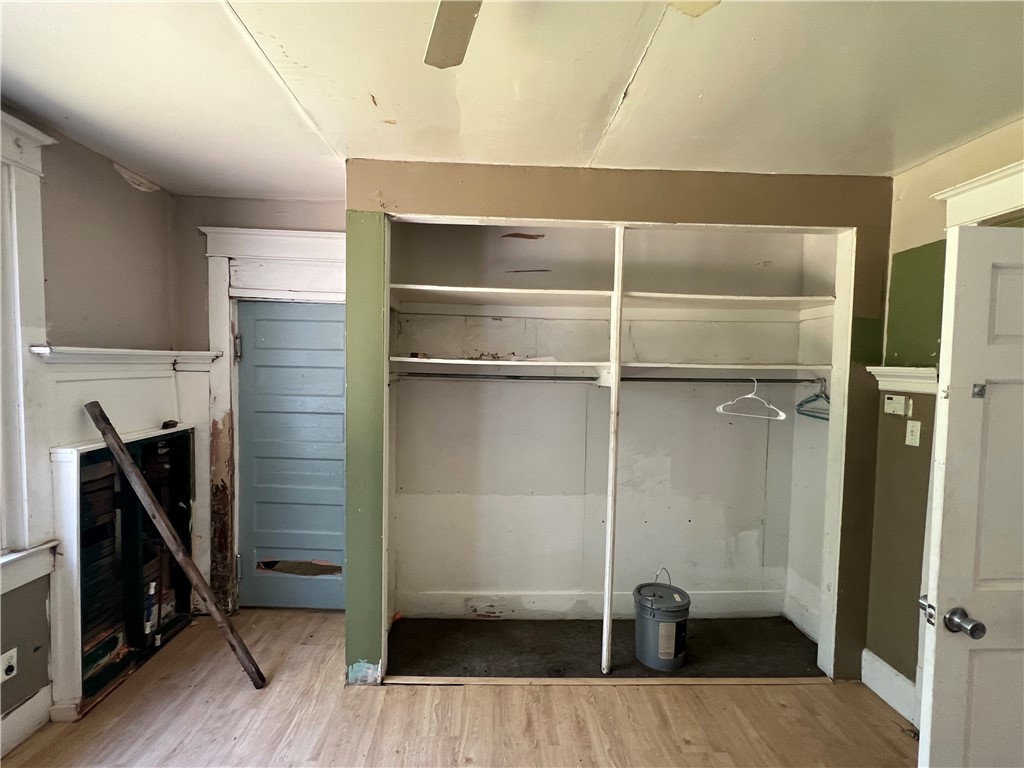 1020 W Main Street Property Photo 6