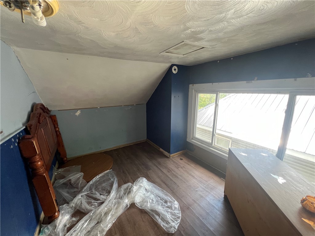 1020 W Main Street Property Photo 15