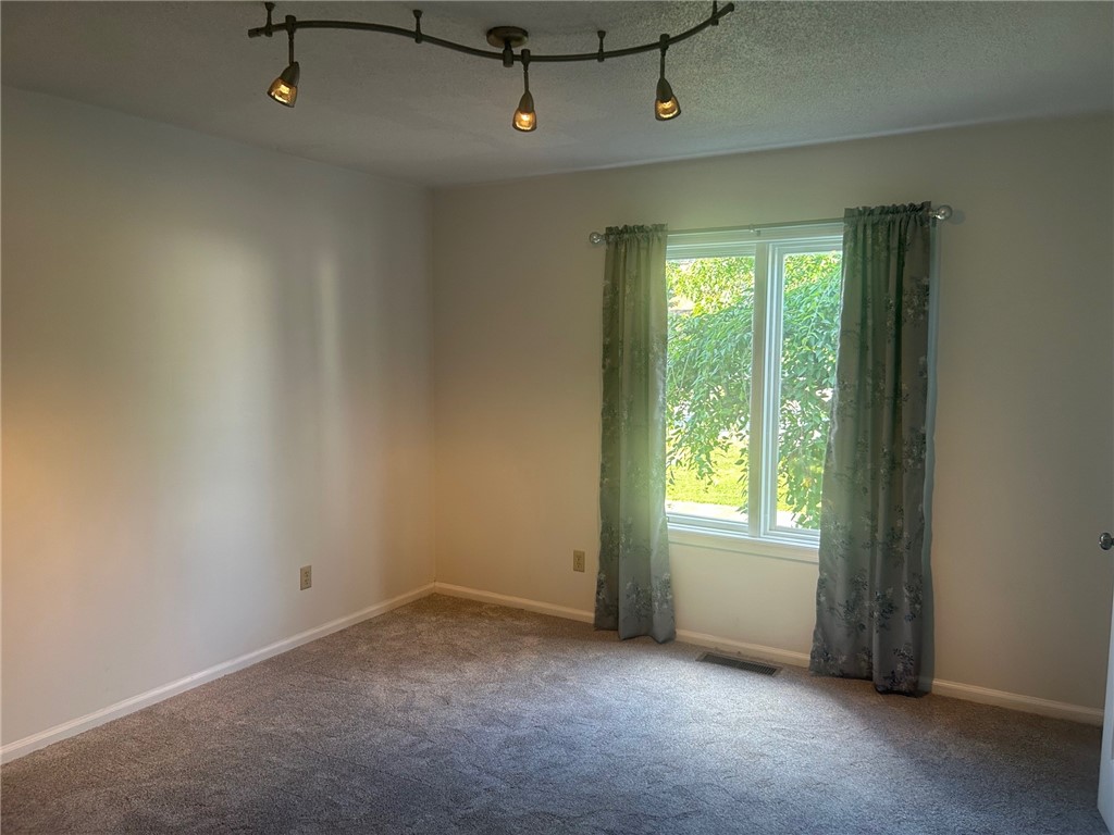 202 S 4th Street Property Photo 19