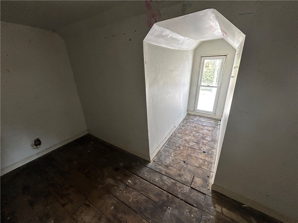 305 Bensyl Avenue Property Photo 14