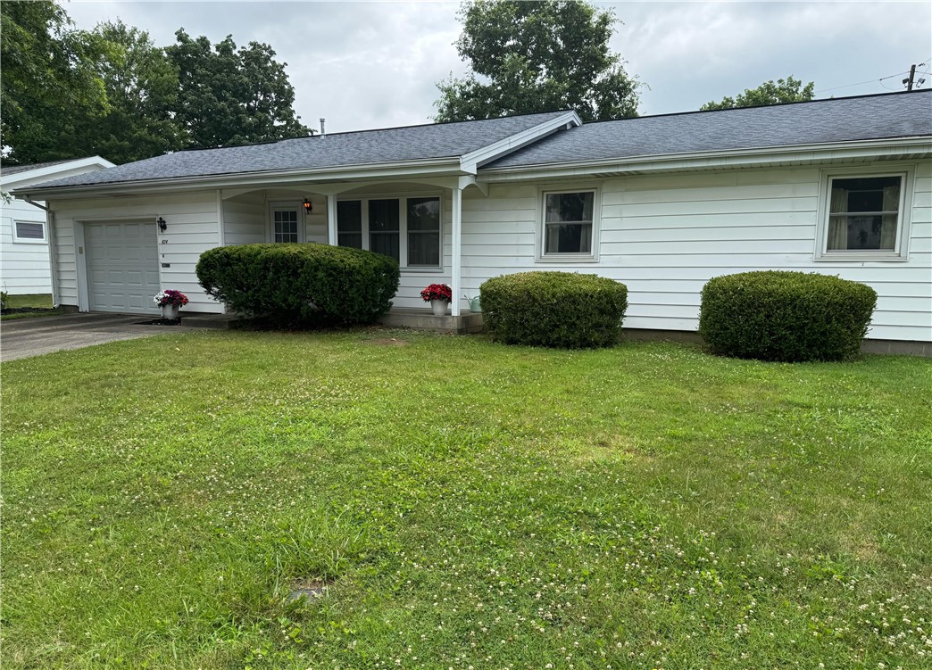 824 Kenton Drive Property Photo 1