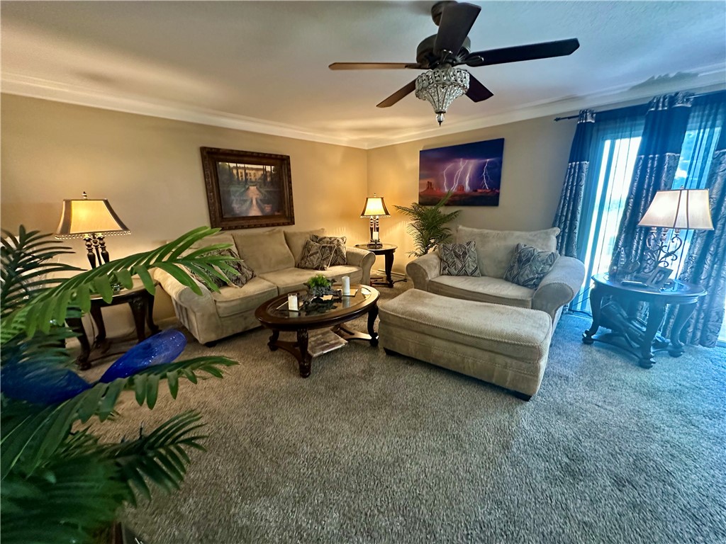 1712 Southdale Drive Property Photo 9