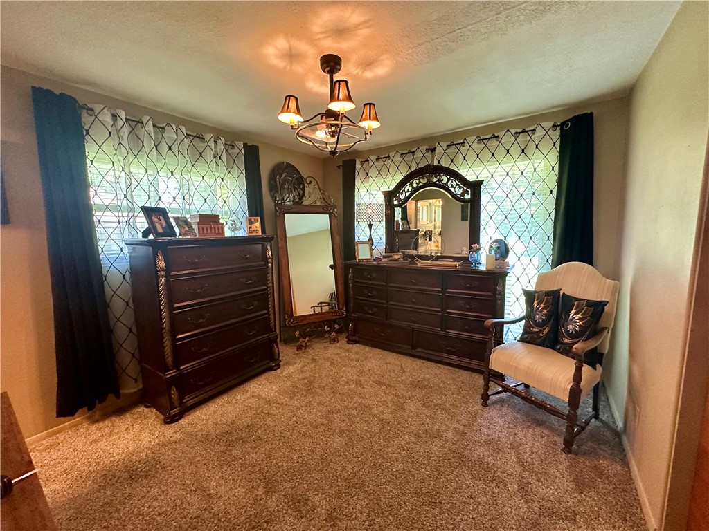 1712 Southdale Drive Property Photo 18