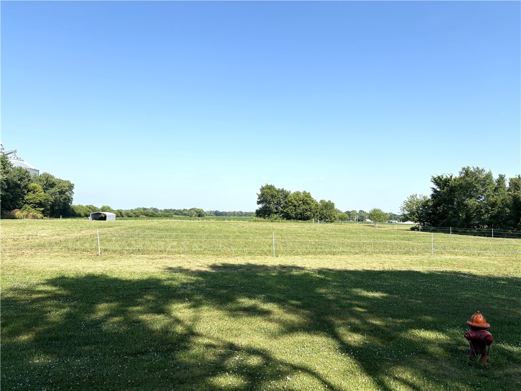 500 N Garfield Avenue Property Photo 3