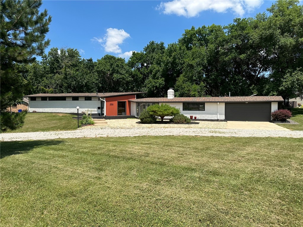2550 Ivy Lane Property Photo