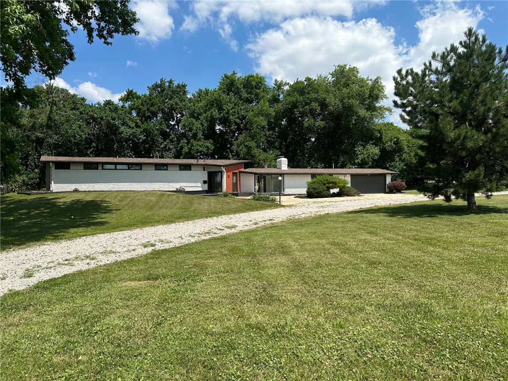 2550 Ivy Lane Property Photo 2