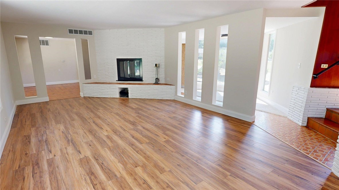 2550 Ivy Lane Property Photo 7