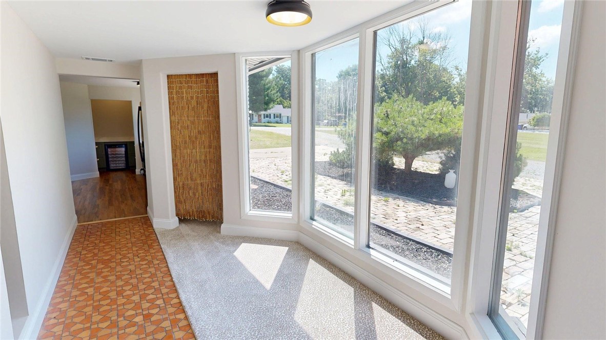 2550 Ivy Lane Property Photo 10