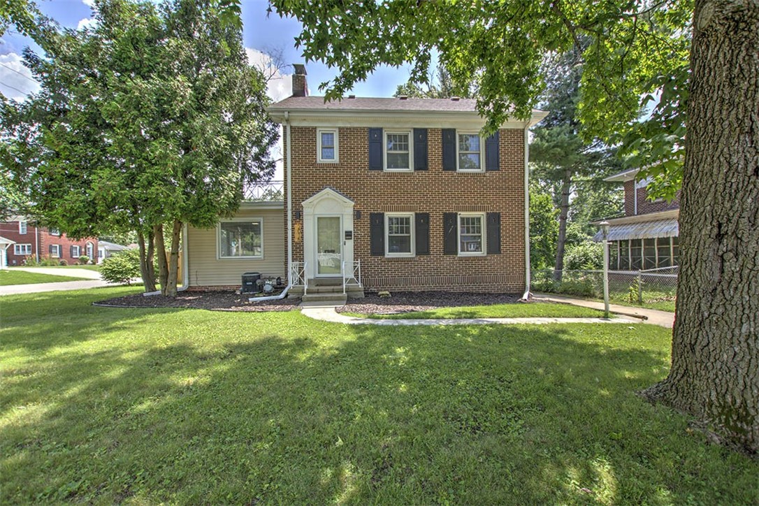 2015 Forest Avenue Property Photo