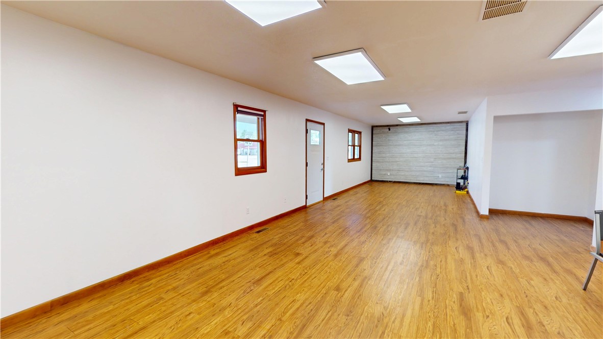 1425 State Street Property Photo 9