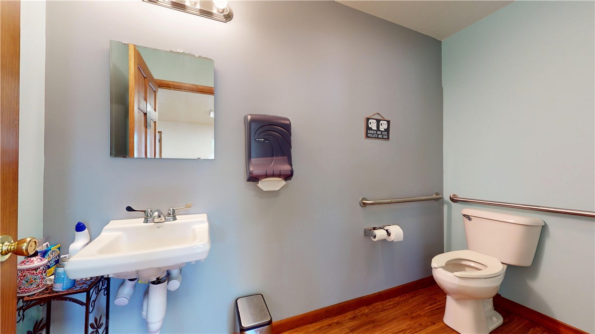 1425 State Street Property Photo 18