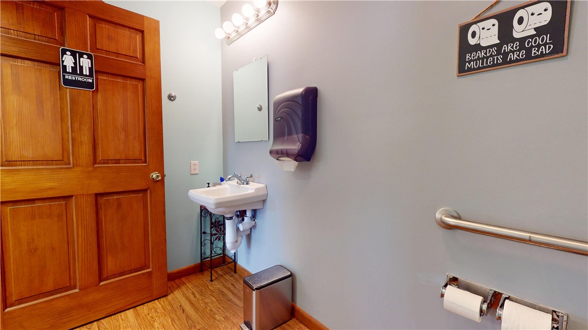 1425 State Street Property Photo 19