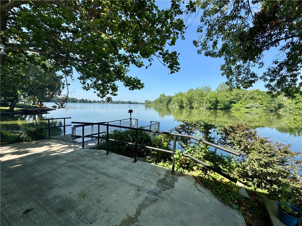 3475 Lake Paradise Road Property Photo 2