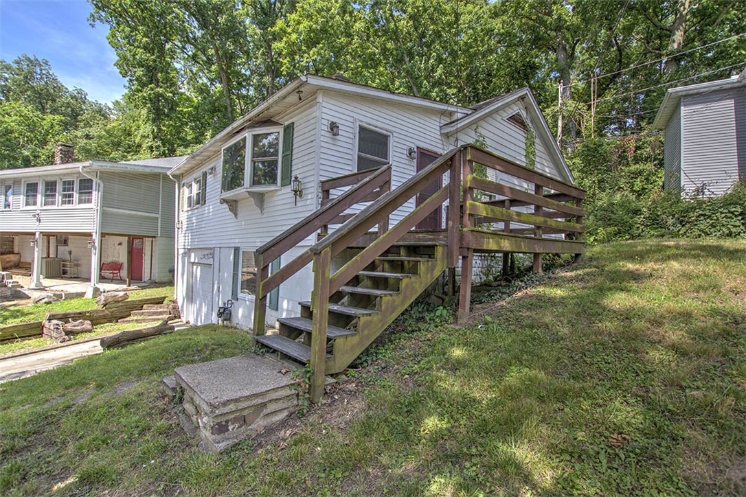 5 Lake Grove Club Property Photo 2