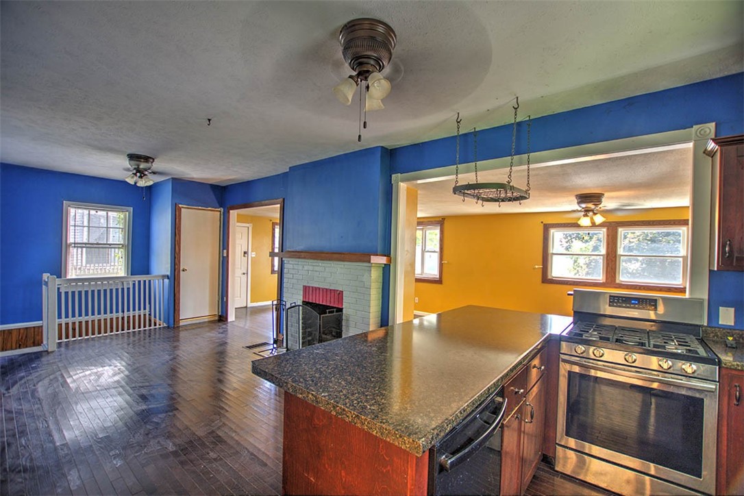 5 Lake Grove Club Property Photo 12