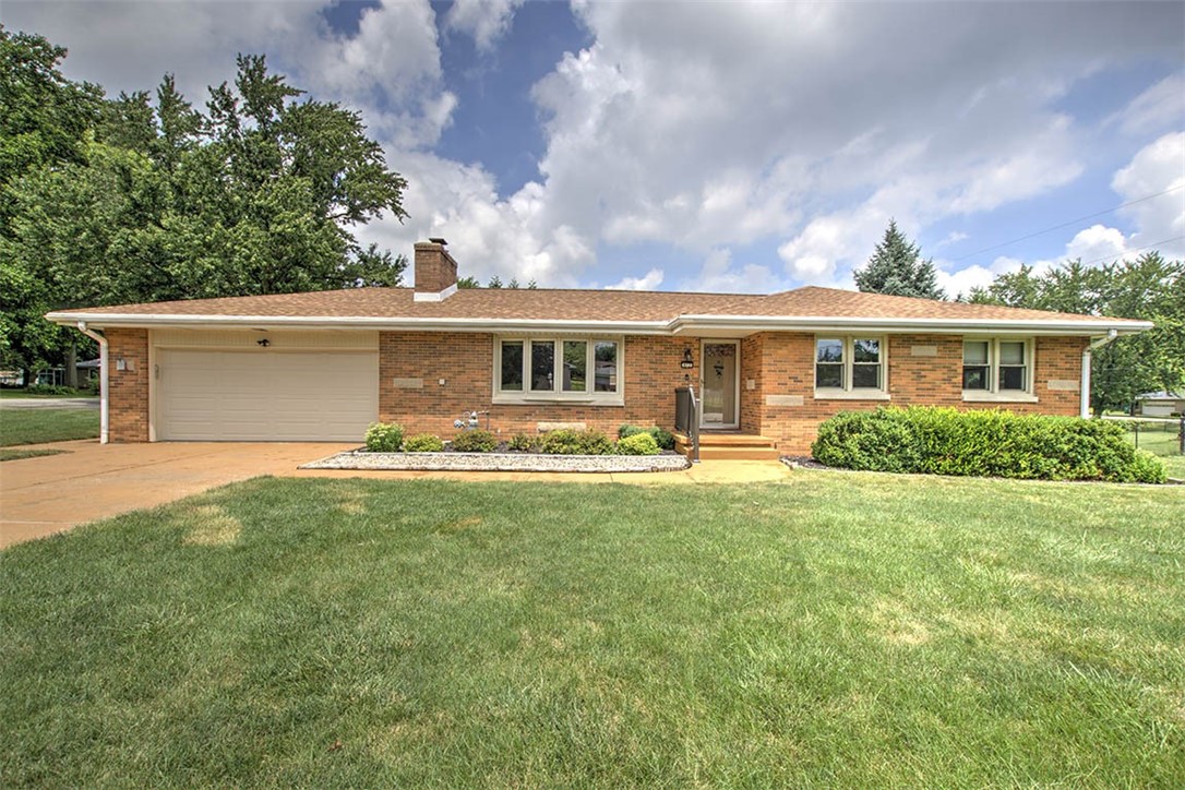 412 Columbus Drive Property Photo
