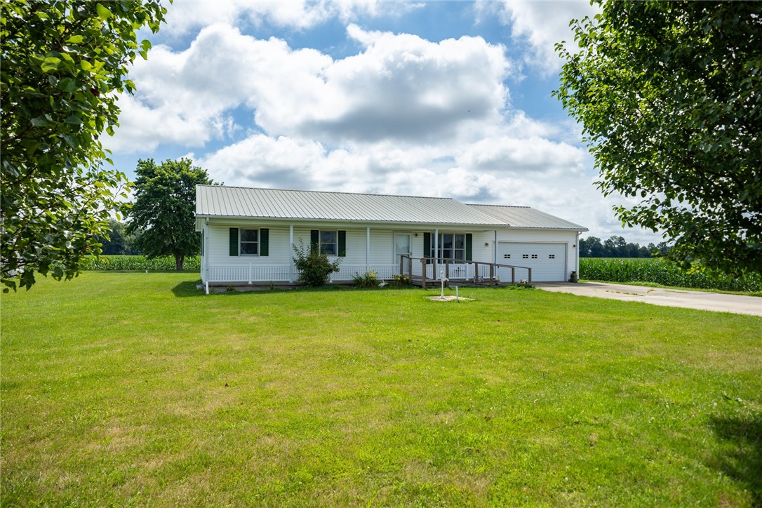 11444 N 800th Street Property Photo