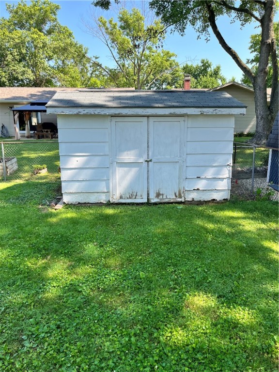 1021 W Hayes Avenue Property Photo 26