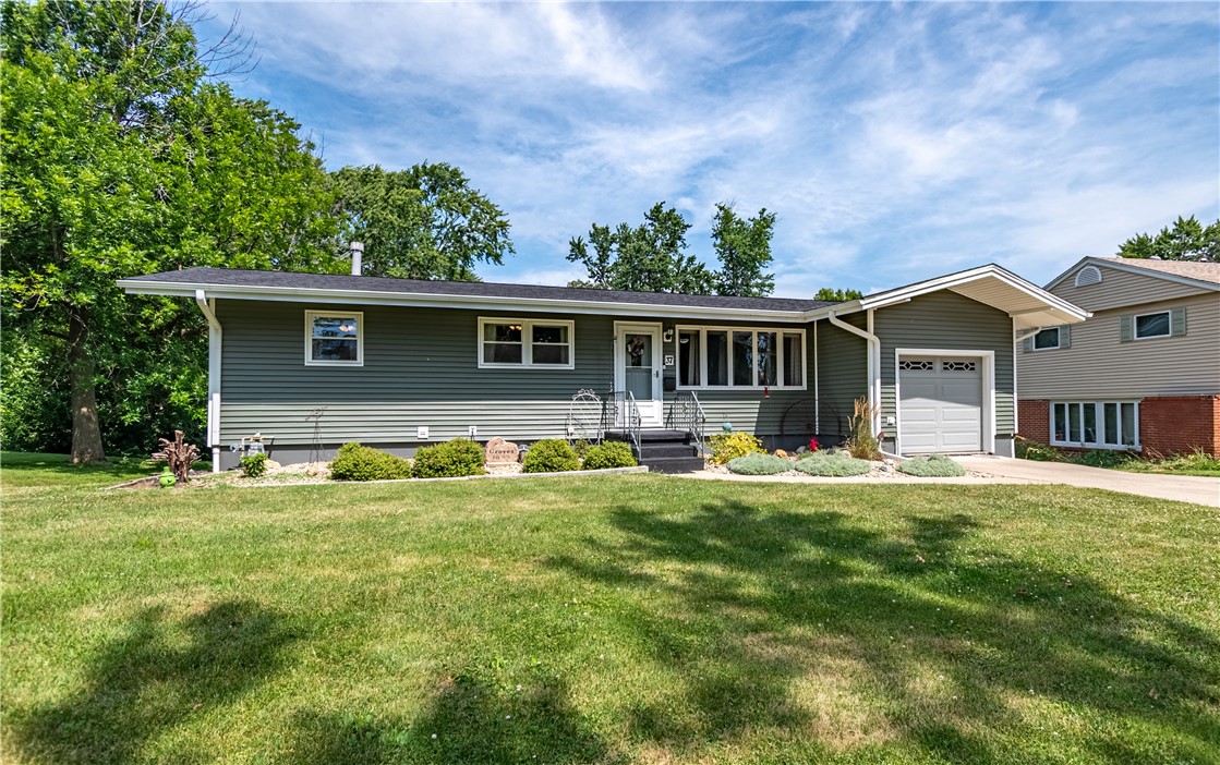 37 Ohio Drive Property Photo