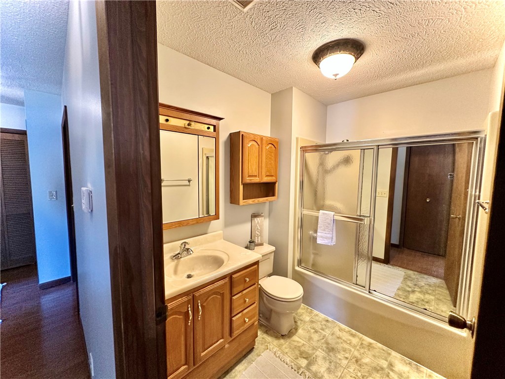 2350 E 200 North Road Property Photo 9