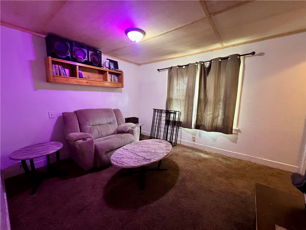 2502 Pine Avenue Property Photo 7