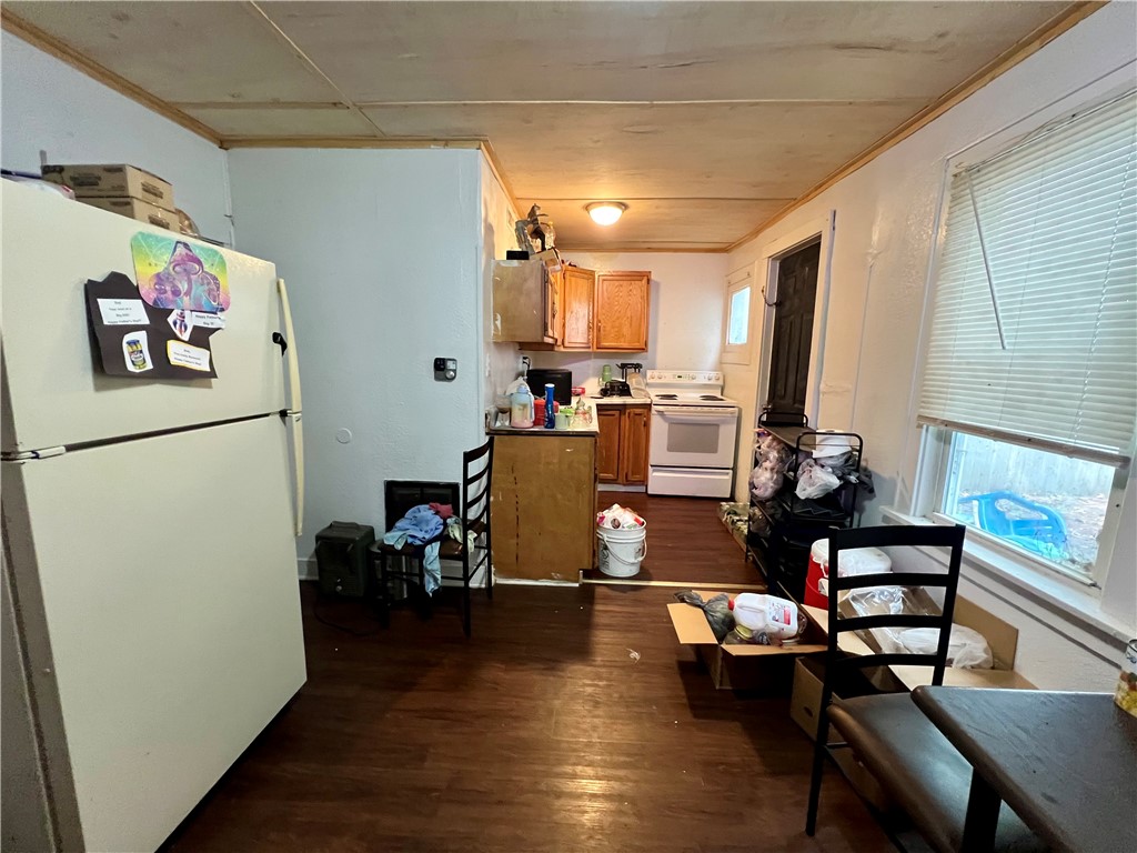 2502 Pine Avenue Property Photo 10
