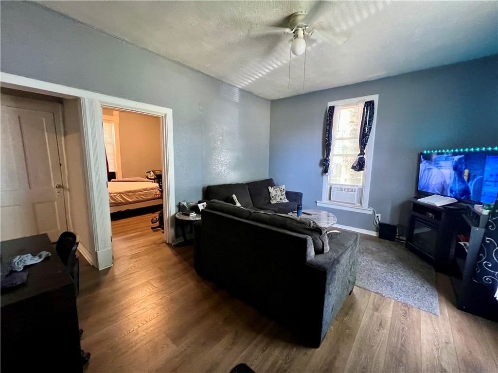 2502 Pine Avenue Property Photo 25