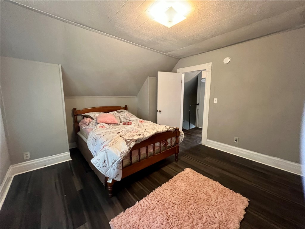 2502 Pine Avenue Property Photo 36