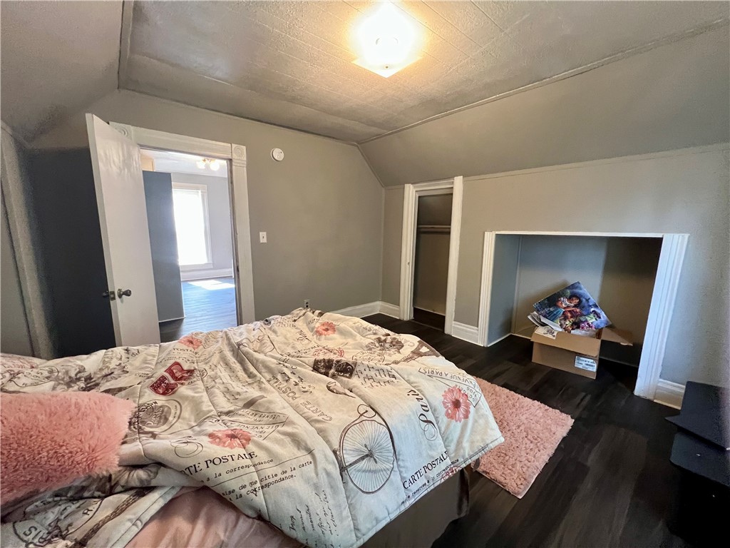 2502 Pine Avenue Property Photo 38