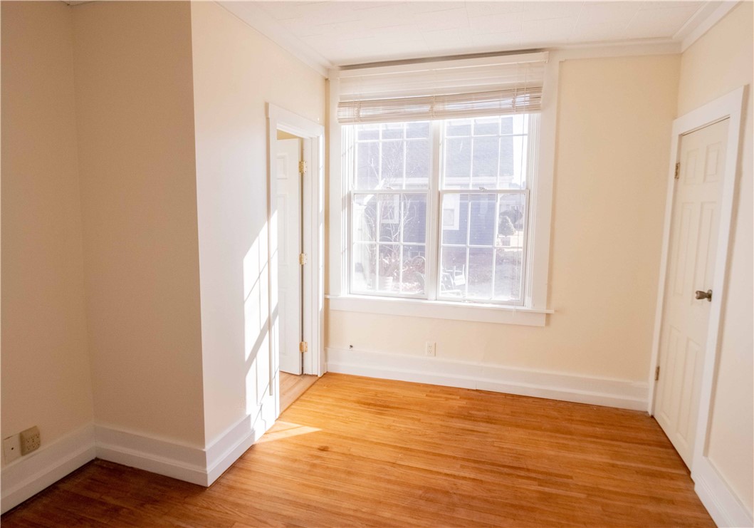 1305 N Gilbert Street Property Photo 10