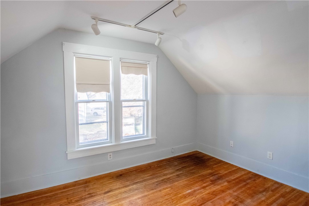 1305 N Gilbert Street Property Photo 22