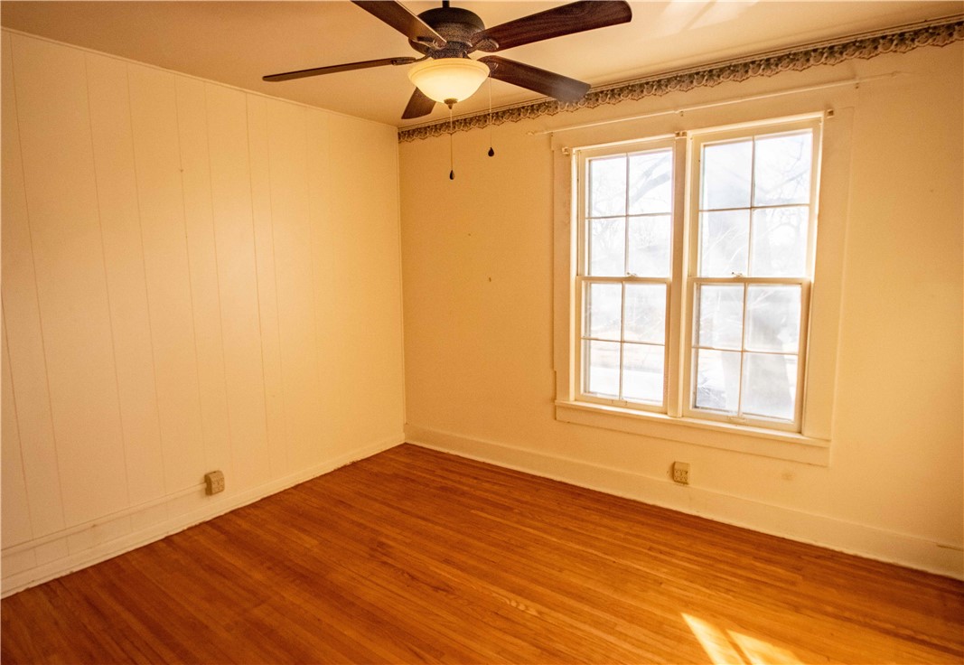 1305 N Gilbert Street Property Photo 25