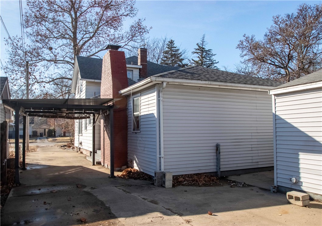 1305 N Gilbert Street Property Photo 32