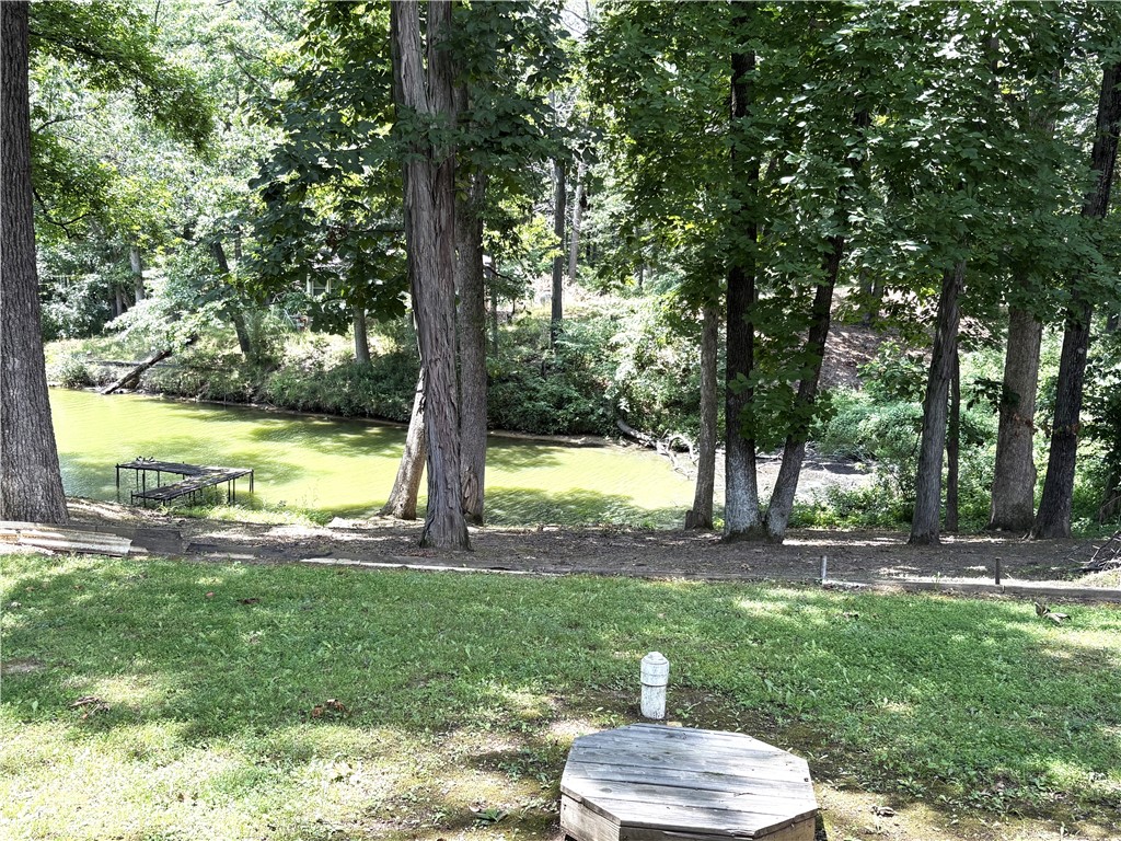 8 Angler Trail Property Photo 9