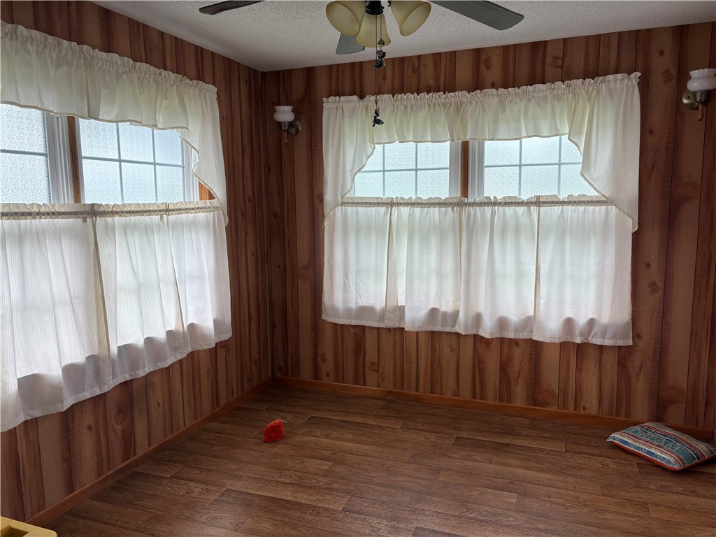 1604 W Jourdan Street Property Photo 11