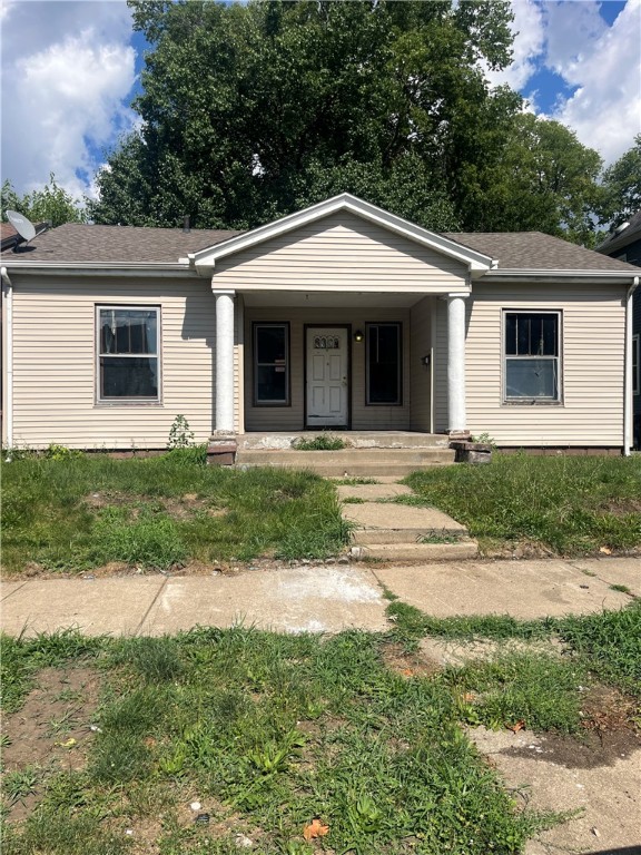 1224 N Douglas Street Property Photo 1