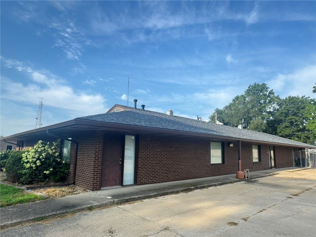 1501 N Water Street Property Photo 3