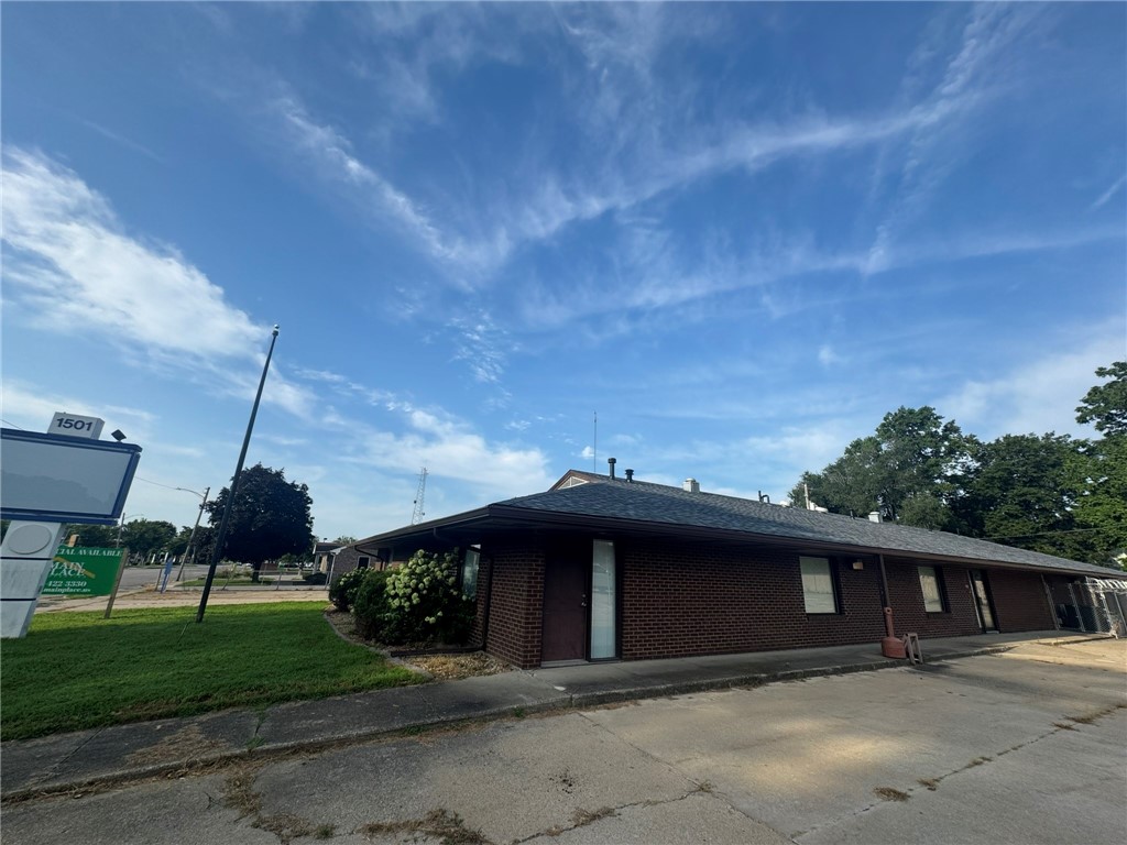 1501 N Water Street Property Photo 4