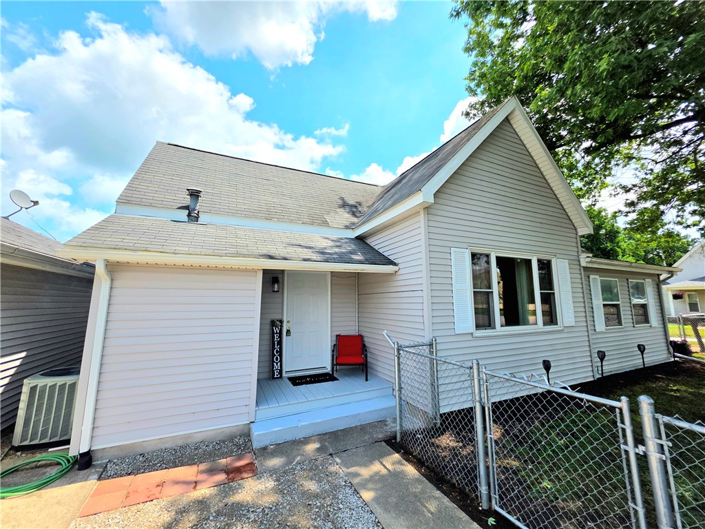 201 Mckinley Street Property Photo 1
