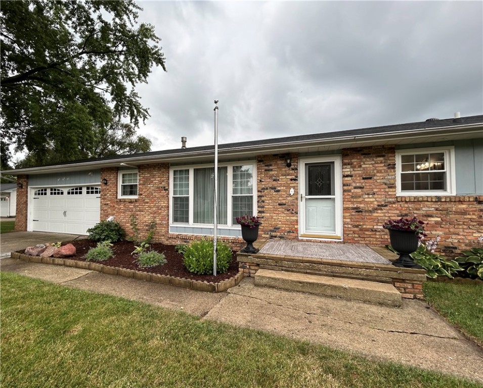 445 Debbie Court