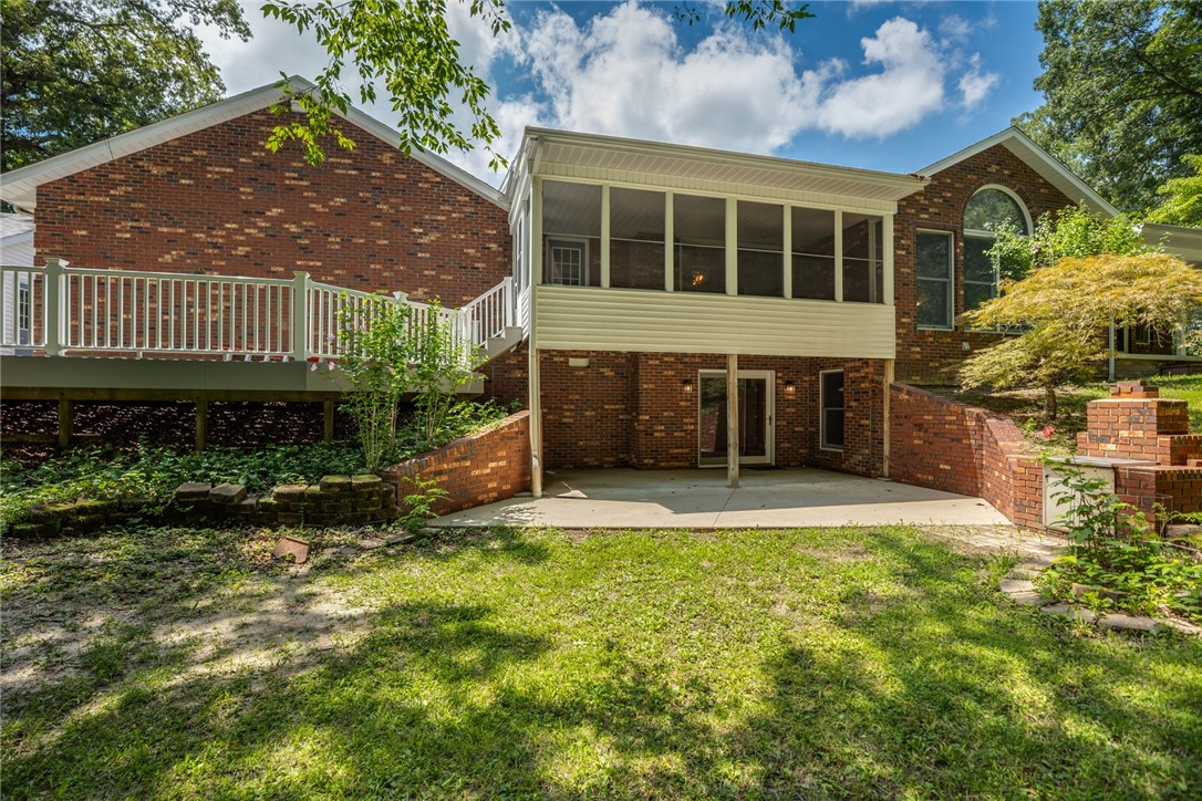 2310 Raney Street Property Photo 9